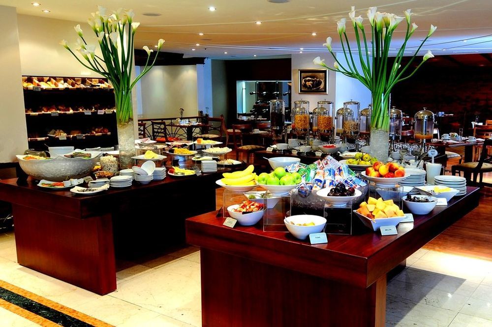 Nh Collection Quito Royal Hotel Restaurant foto