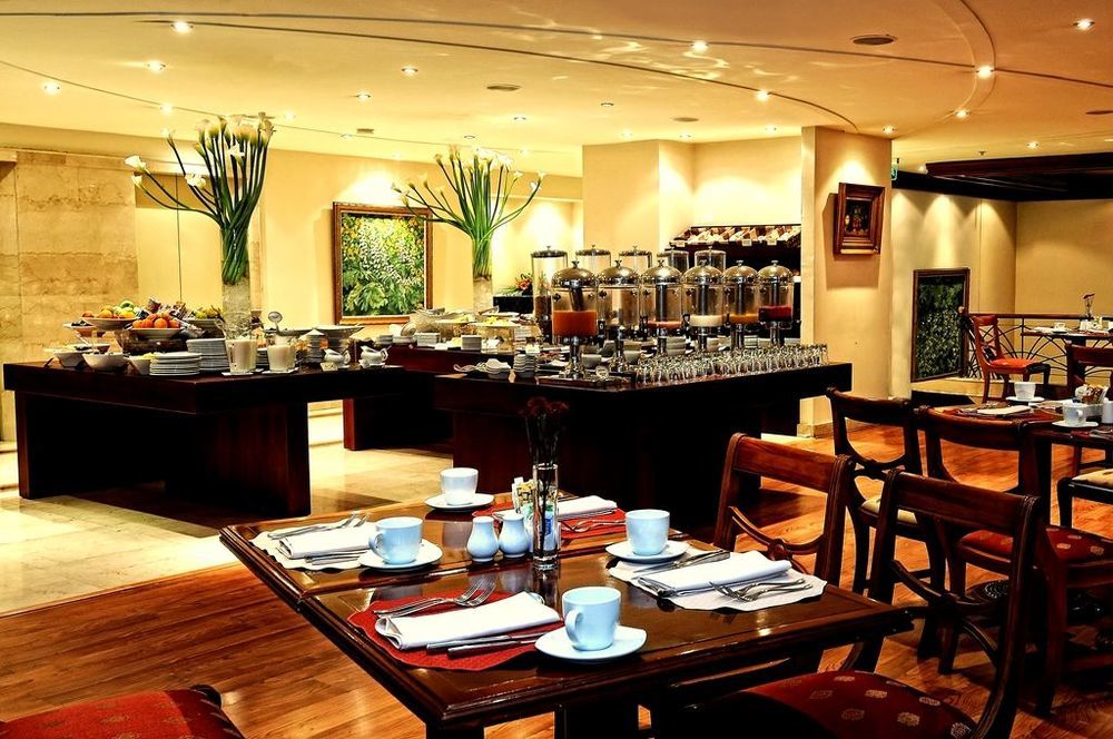 Nh Collection Quito Royal Hotel Restaurant foto
