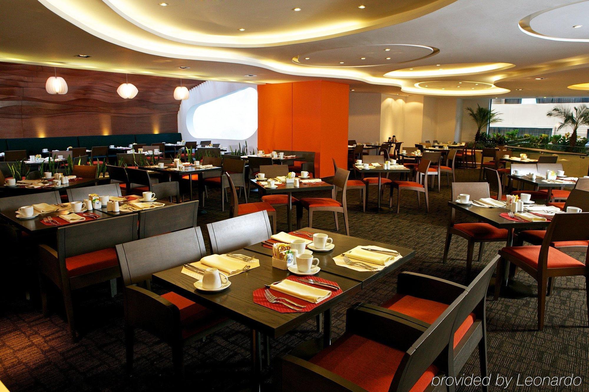 Nh Collection Quito Royal Hotel Exterior foto